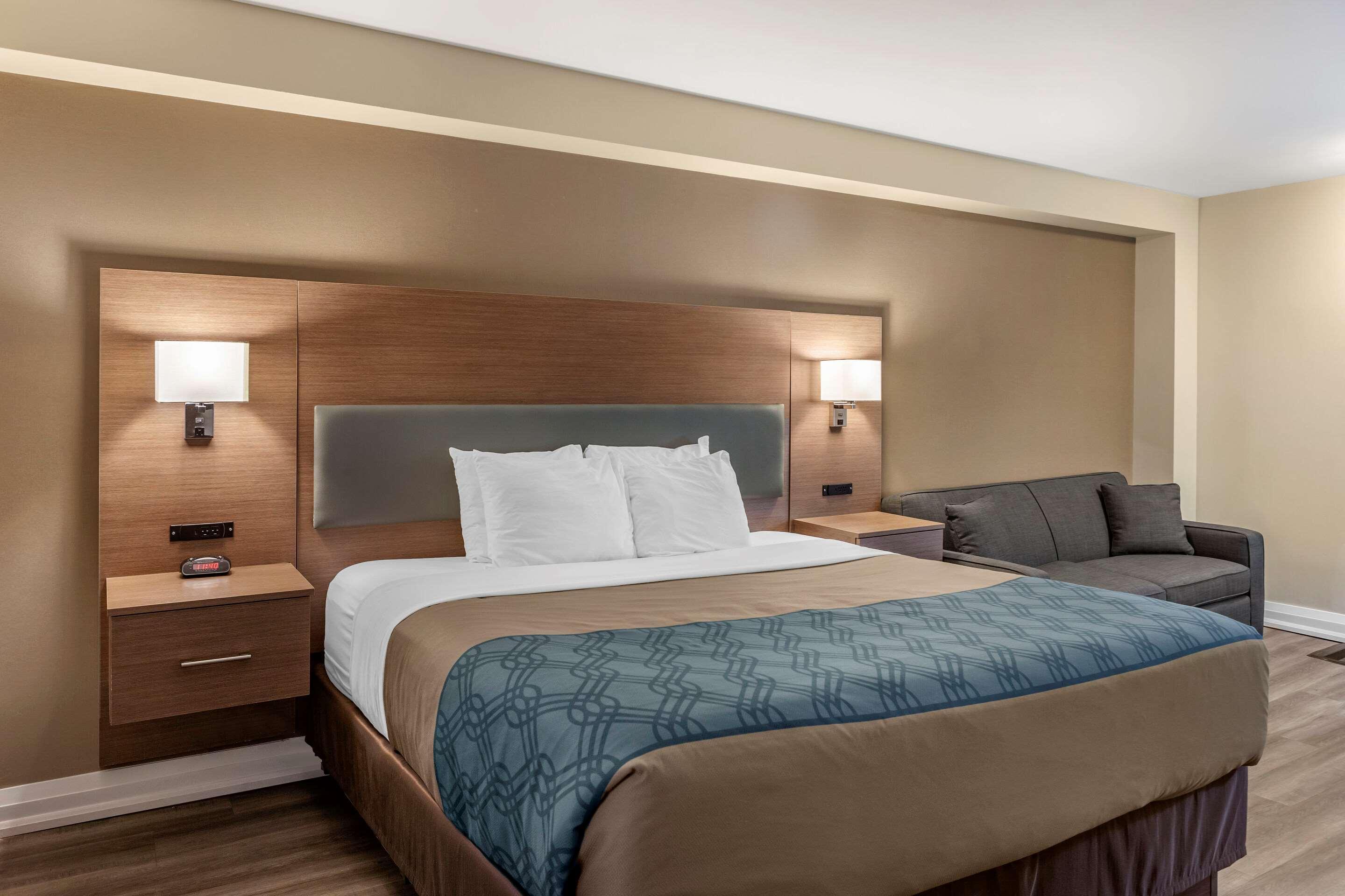 Econo Lodge Inn & Suites Downtown Toronto Luaran gambar