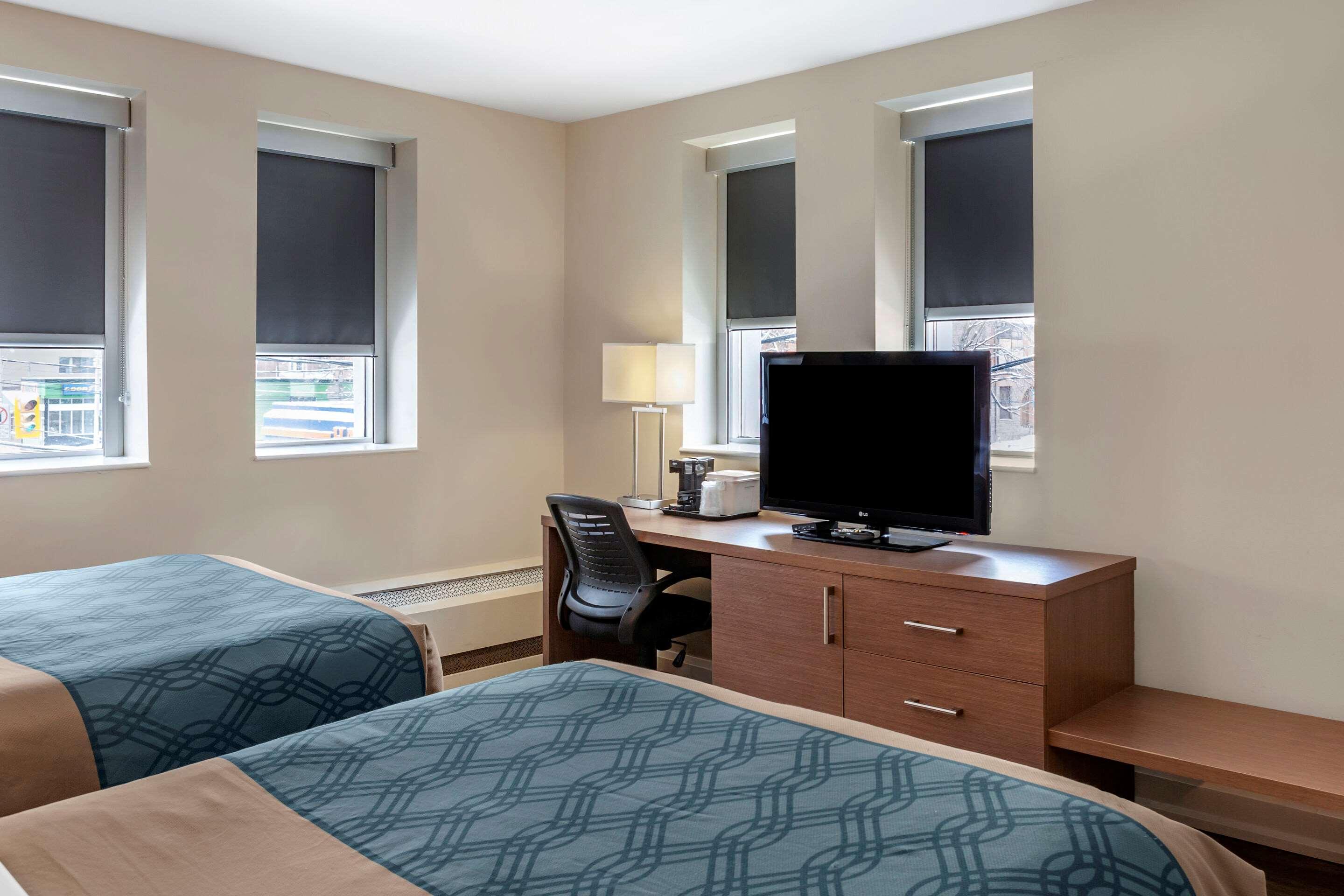 Econo Lodge Inn & Suites Downtown Toronto Luaran gambar