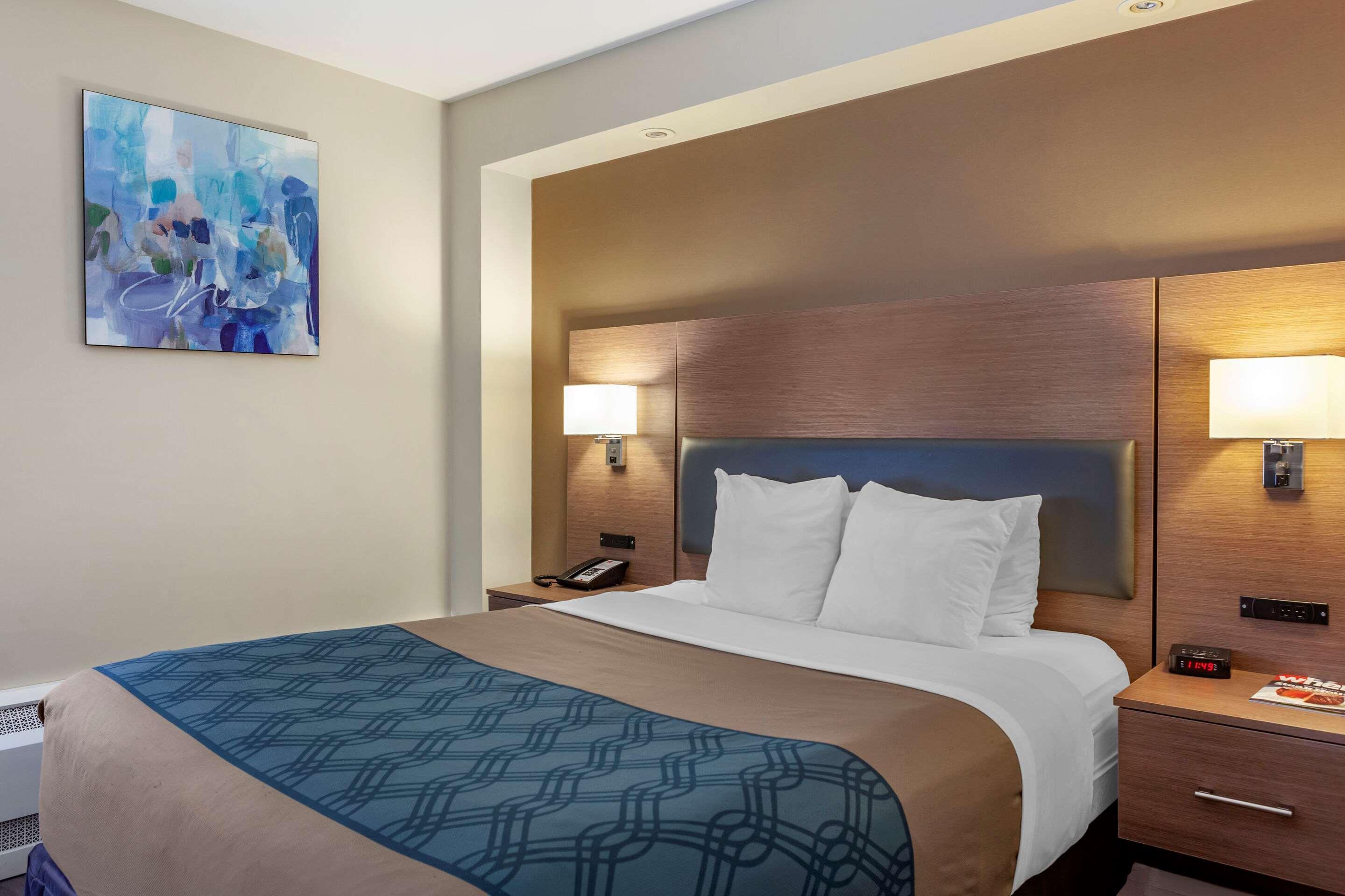 Econo Lodge Inn & Suites Downtown Toronto Luaran gambar